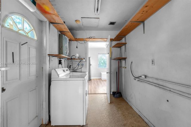 4341 SW 104th Ct, Miami, FL 33165