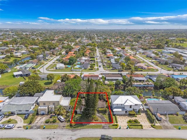 4341 SW 104th Ct, Miami, FL 33165