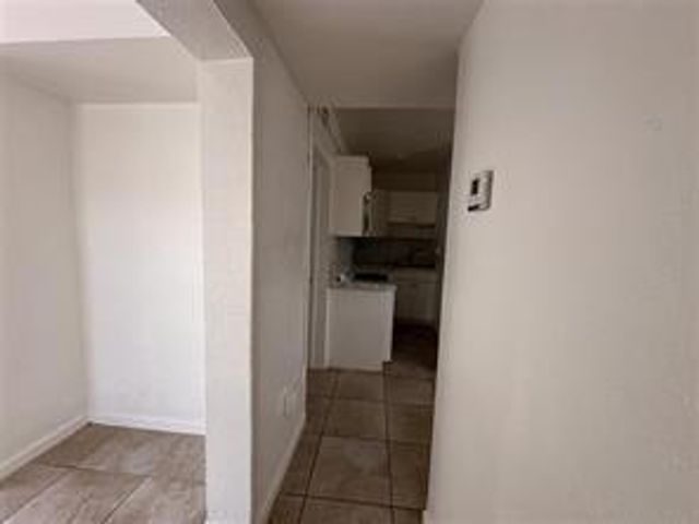 728 SW 6th Street 1-2, Dania Beach, FL 33004