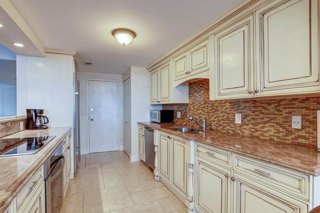 250 S Ocean Boulevard 16-c, Boca Raton, FL 33432