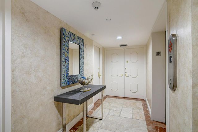 250 S Ocean Boulevard 16-c, Boca Raton, FL 33432