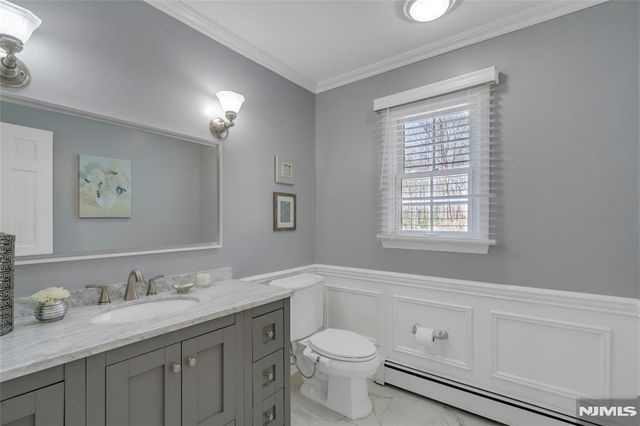 450 Saddle Back Trail, Franklin Lakes, NJ 07417