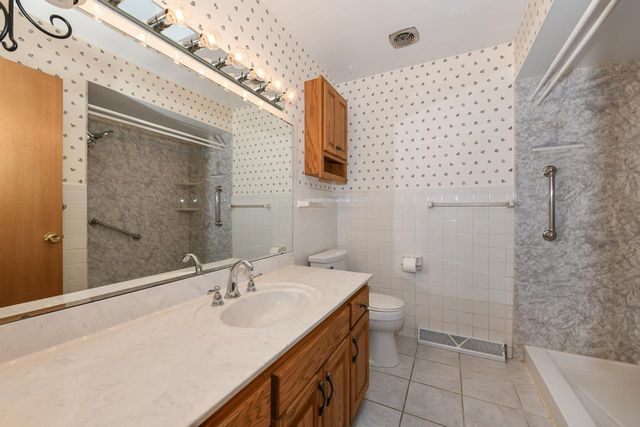 312 N Jackson STREET, Elkhorn, WI 53121