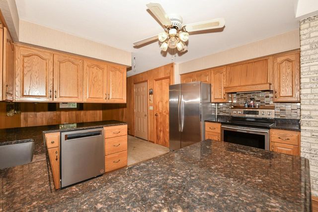 312 N Jackson STREET, Elkhorn, WI 53121