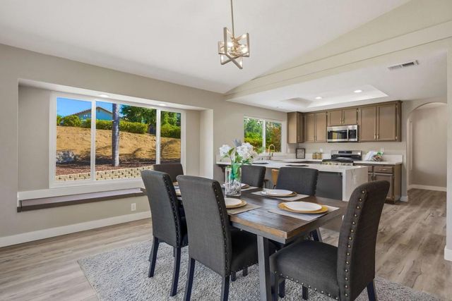 24763 Leada Way, Ramona, CA 92065