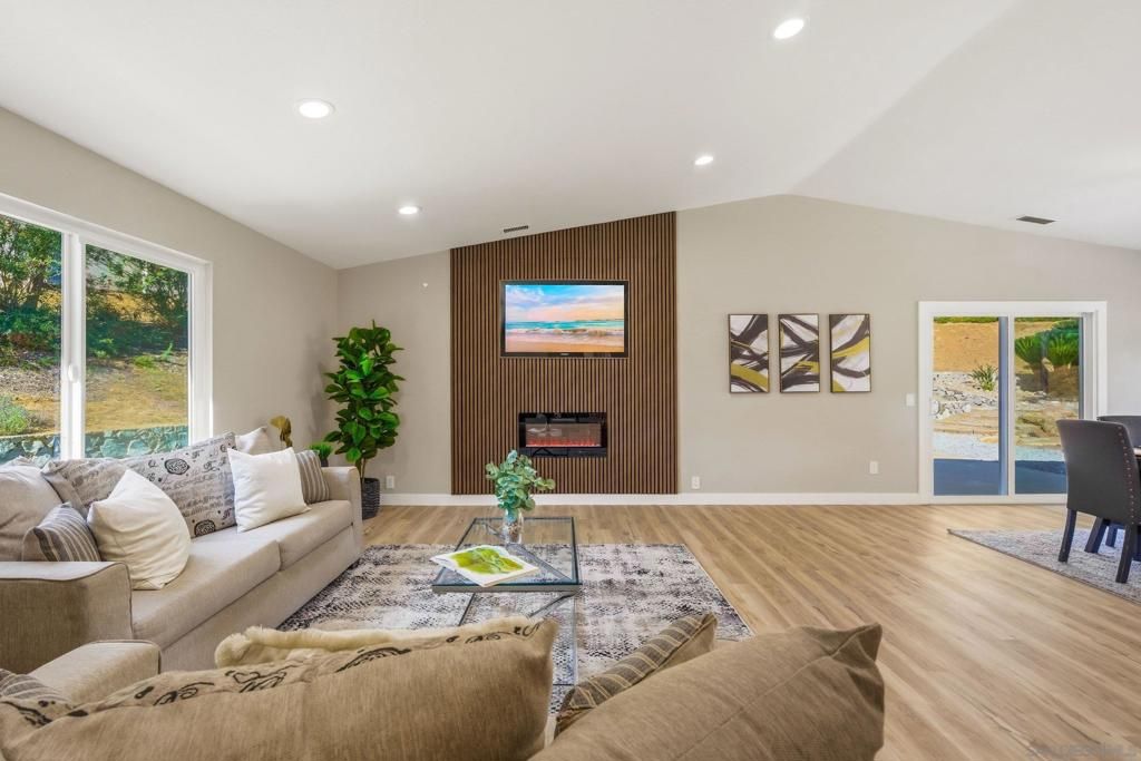 Image 16 of property listing at 24763 Leada Way, Ramona, CA 92065