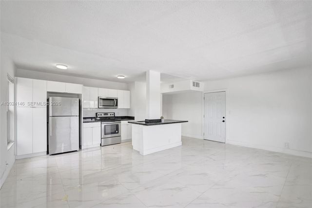 5731 NE 18TH AVE 6, Fort Lauderdale, FL 33334