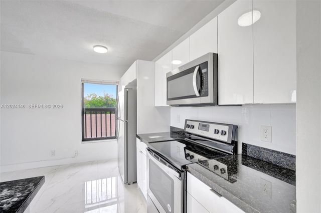 5731 NE 18TH AVE 6, Fort Lauderdale, FL 33334
