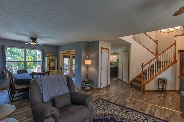 403 E Halsey Street, Republic, MO 65738
