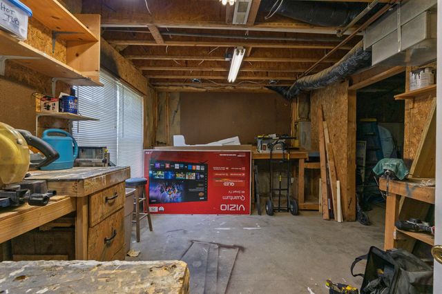 403 E Halsey Street, Republic, MO 65738