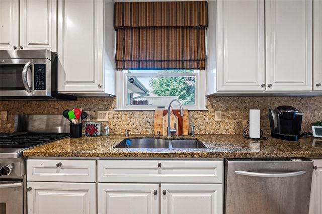 2406 Tannehill Drive, Houston, TX 77008