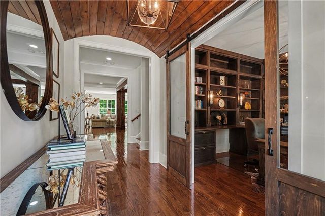 2672 Valvedere Drive NE, Brookhaven, GA 30319