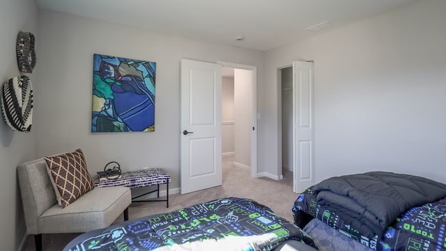 20 W Sandalwood Avenue, Cortland, IL 60112