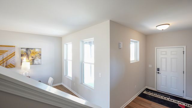 20 W Sandalwood Avenue, Cortland, IL 60112