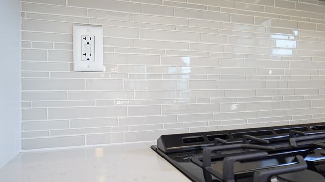 20 W Sandalwood Avenue, Cortland, IL 60112