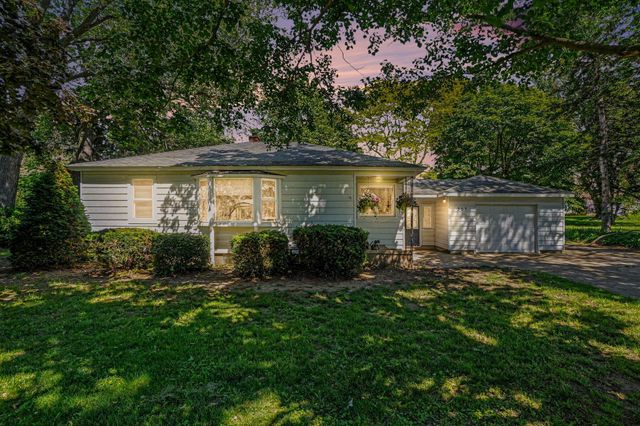 367 Lane Avenue, Holland, MI 49423