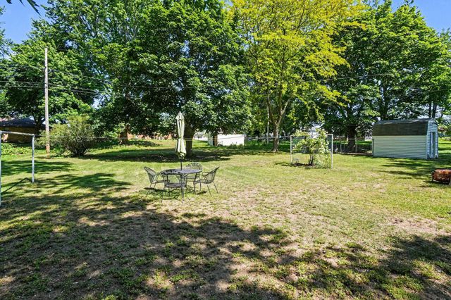 367 Lane Avenue, Holland, MI 49423