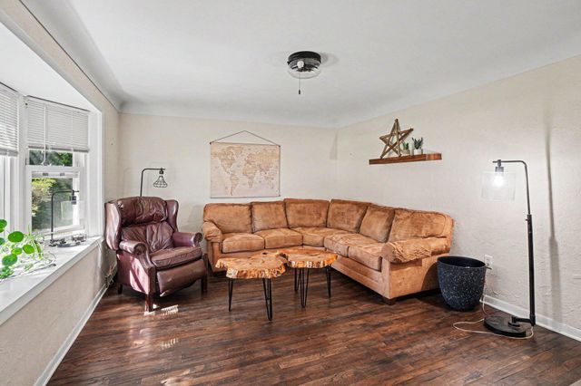 367 Lane Avenue, Holland, MI 49423