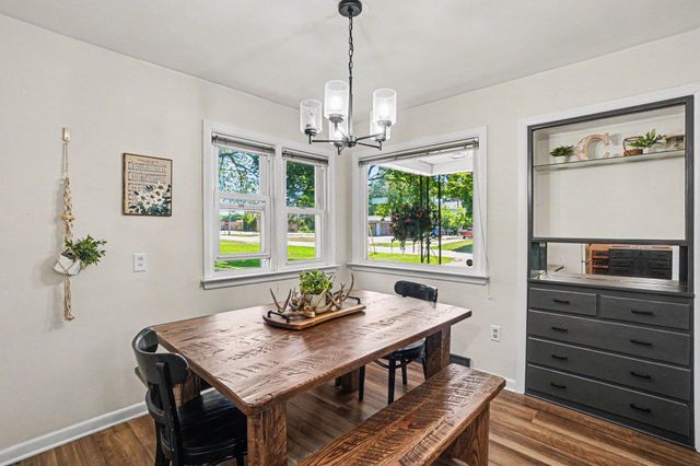 367 Lane Avenue, Holland, MI 49423
