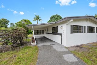 17551 NE 5th Avenue, North Miami Beach, FL 33162