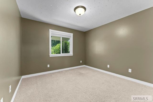 2690 Eastview Drive, Idaho Falls, ID 83401