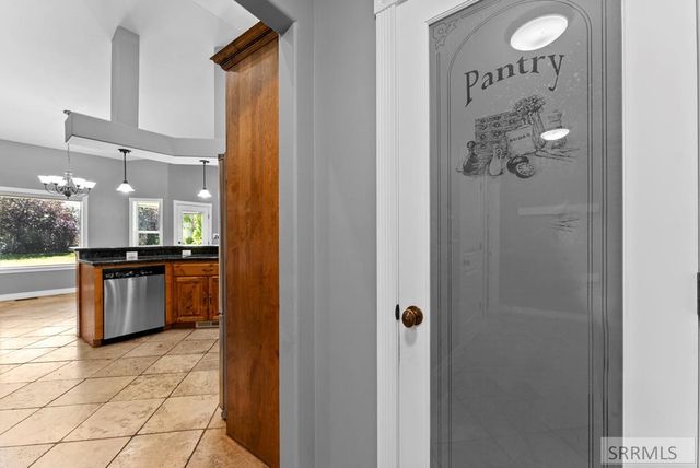 2690 Eastview Drive, Idaho Falls, ID 83401