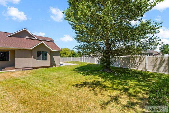 2690 Eastview Drive, Idaho Falls, ID 83401