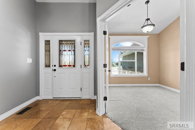 2690 Eastview Drive, Idaho Falls, ID 83401