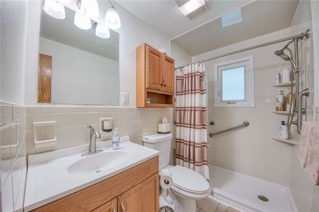 4628 Bowes Ave, West Mifflin, PA 15122