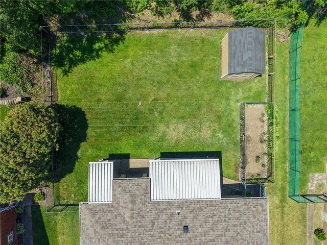 4628 Bowes Ave, West Mifflin, PA 15122