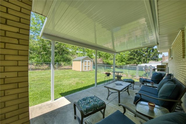 4628 Bowes Ave, West Mifflin, PA 15122