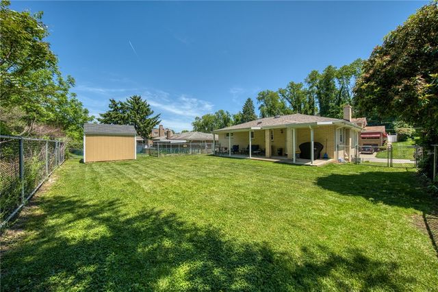 4628 Bowes Ave, West Mifflin, PA 15122