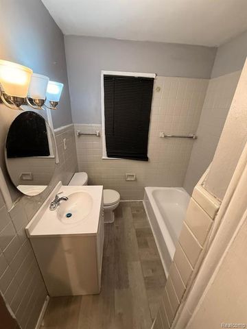 18945 Rosemont Avenue, Detroit, MI 48219