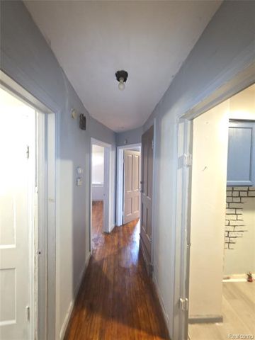 18945 Rosemont Avenue, Detroit, MI 48219