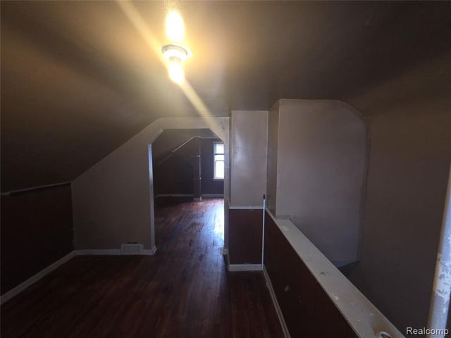 18945 Rosemont Avenue, Detroit, MI 48219