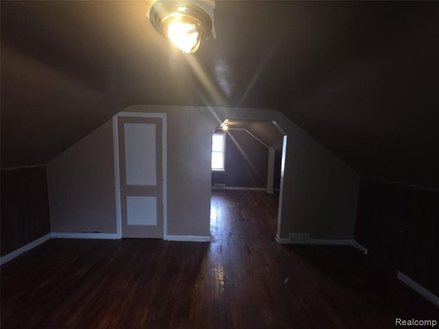 18945 Rosemont Avenue, Detroit, MI 48219