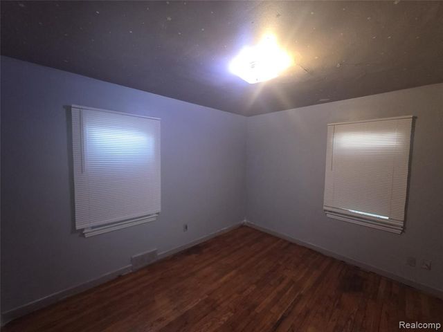 18945 Rosemont Avenue, Detroit, MI 48219