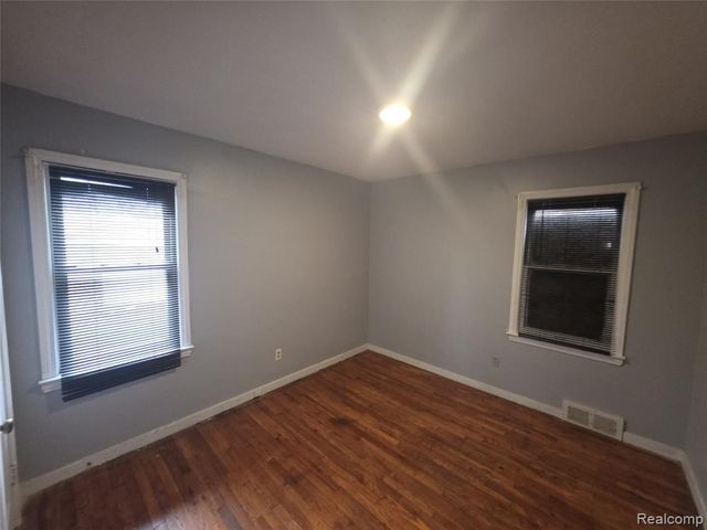 18945 Rosemont Avenue, Detroit, MI 48219