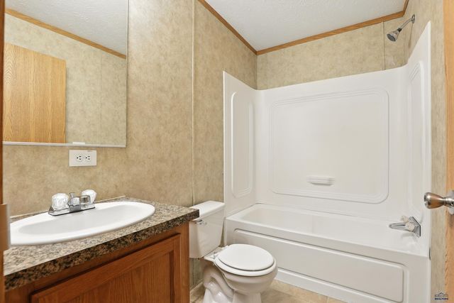 9501 DIAMOND T CIR, Summerset, SD 57718