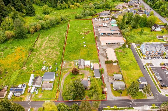 5809 162nd Avenue E, Sumner, WA 98390