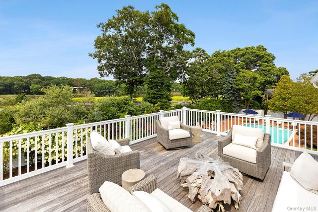 1 Bishop Avenue, Westhampton, NY 11977