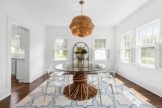 1 Bishop Avenue, Westhampton, NY 11977