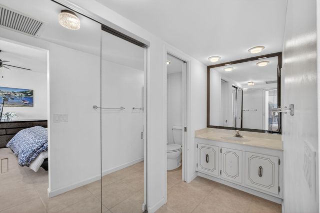 2800 N Ocean Drive B24d, Singer Island, FL 33404