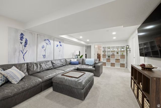 7067 S 2700 W, West Jordan, UT 84084