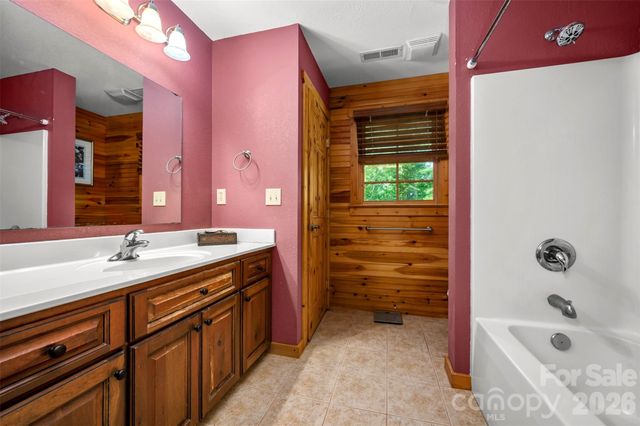 512 Indian Forest Drive, Bostic, NC 28018