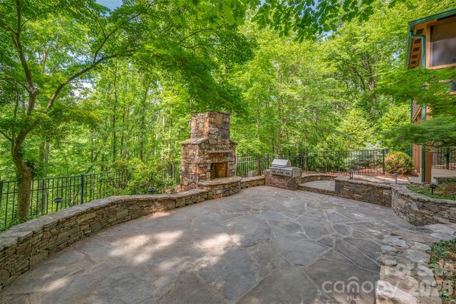 512 Indian Forest Drive, Bostic, NC 28018