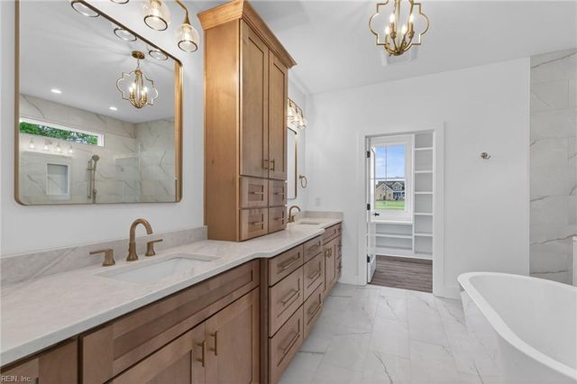 2624 Ballahack RD, Chesapeake, VA 23322