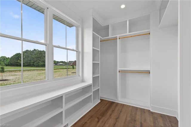 2624 Ballahack RD, Chesapeake, VA 23322
