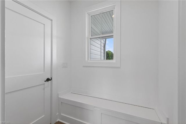 2624 Ballahack RD, Chesapeake, VA 23322