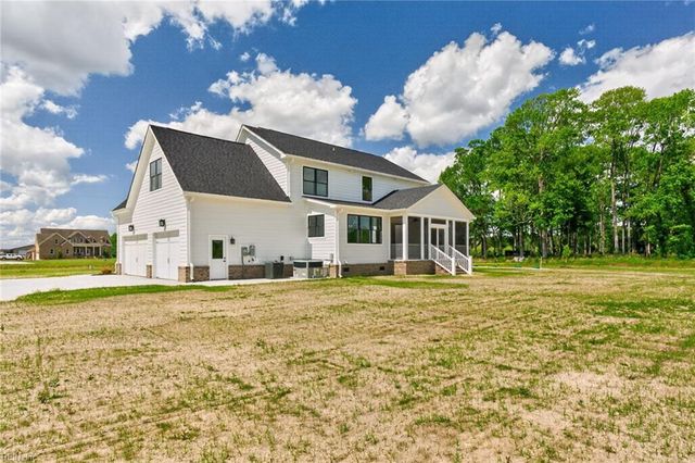 2624 Ballahack RD, Chesapeake, VA 23322